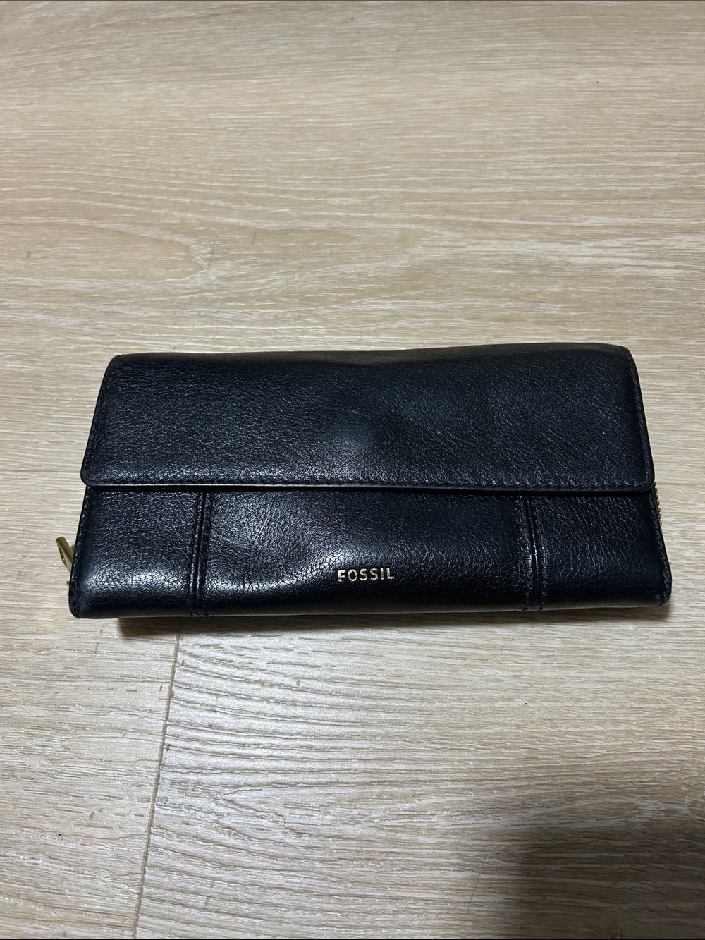 Fossil Black Leather Continental Wallet with Gold Accents